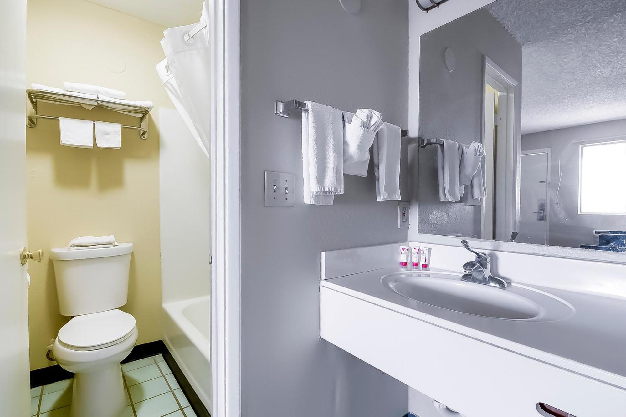 Oyo Hotel Eloy Casa Grande Near I-10 エクステリア 写真