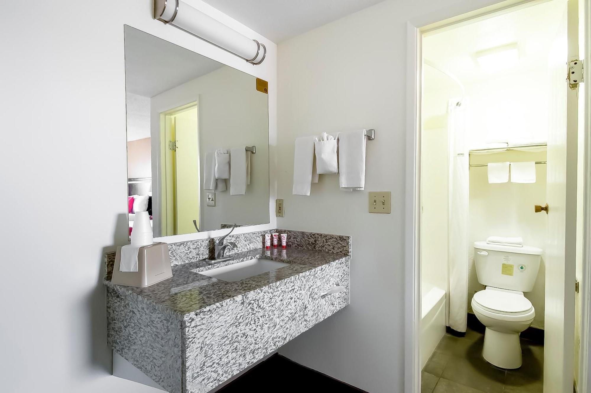 Oyo Hotel Eloy Casa Grande Near I-10 エクステリア 写真