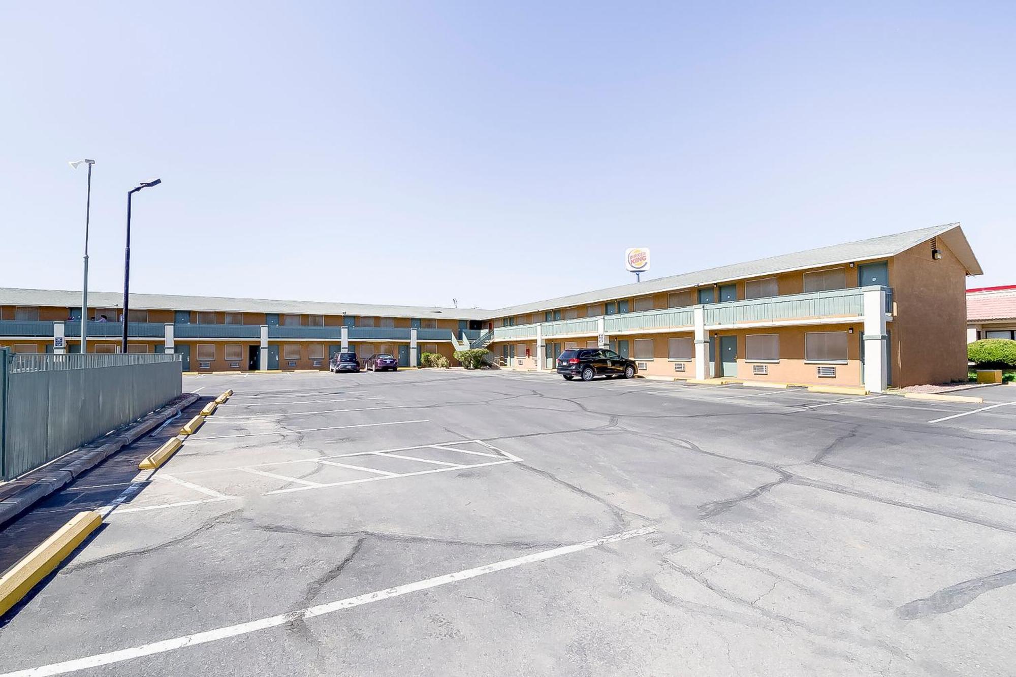 Oyo Hotel Eloy Casa Grande Near I-10 エクステリア 写真